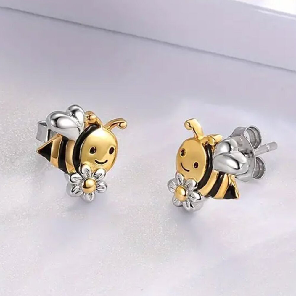 Adorable Surgical Steel Gold & Rhodium Bumblebee Bee & Flower Stud Earrings NEW